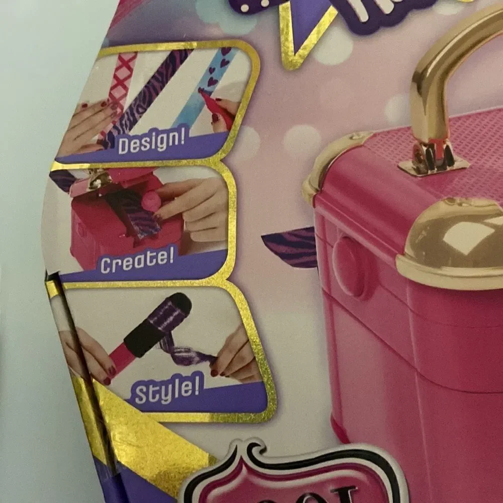 NWT Design! Create! Style! with Hollywood Hair Extension Cool Maker age 8+‎